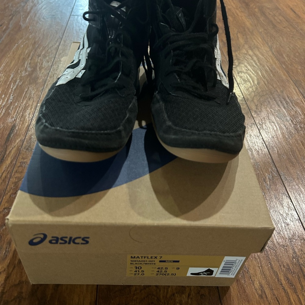Asics Black and White Wrestling Shoes